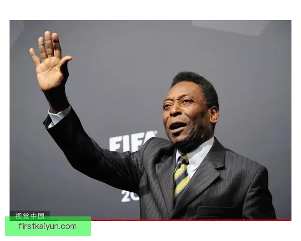 贝利：三夺世界杯背后的传奇人生，诠释足球伟大与人性光辉