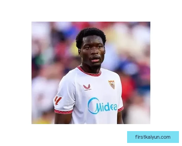 萨卡与中锋的化学反应持续提升，助力球队进攻更具威胁性