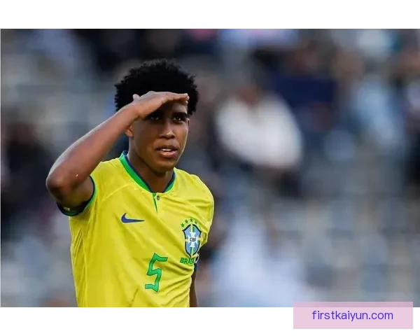 足球新星成就引发关注，未来发展值得期待