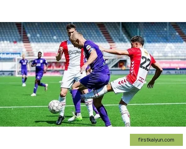 诺伊尔防守站位分析：状态回暖，表现稳健引发关注